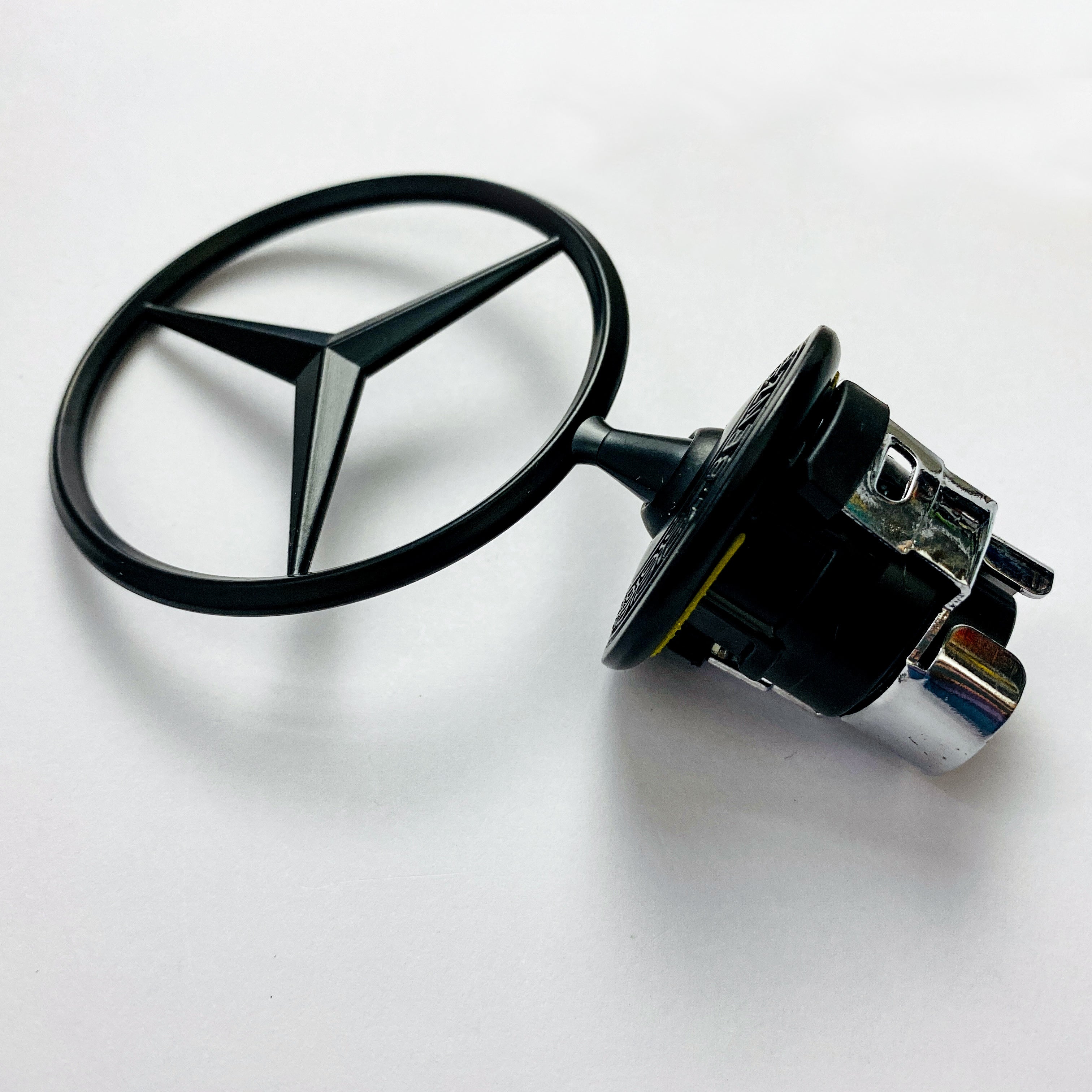 Mercedes-Benz Gloss Black Hood Bonnet Star Stand Up Emblem Badge A2218800086 Italiaspares