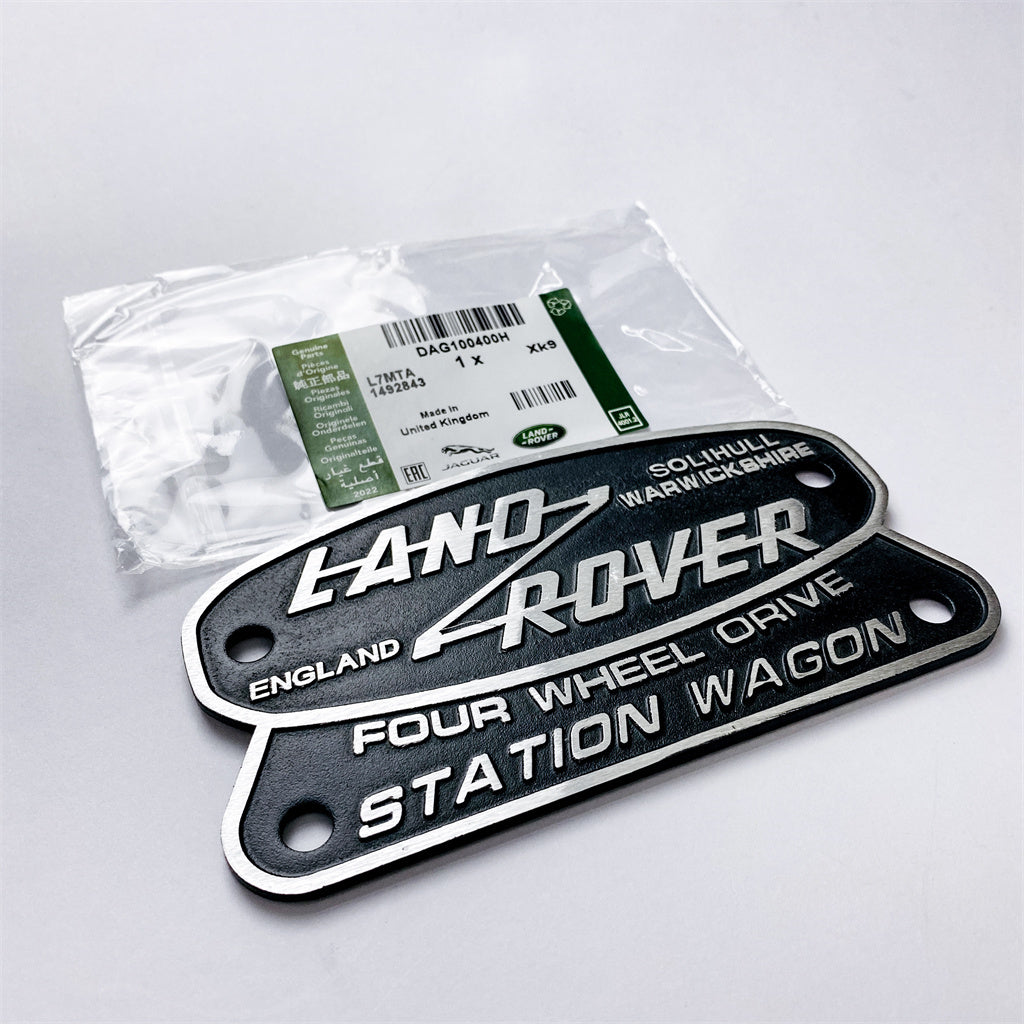 Land Rover Solihull Four Wheel Station Wagon Drive Liftgate Badge Emblem Medal DAG100400H Italiaspares