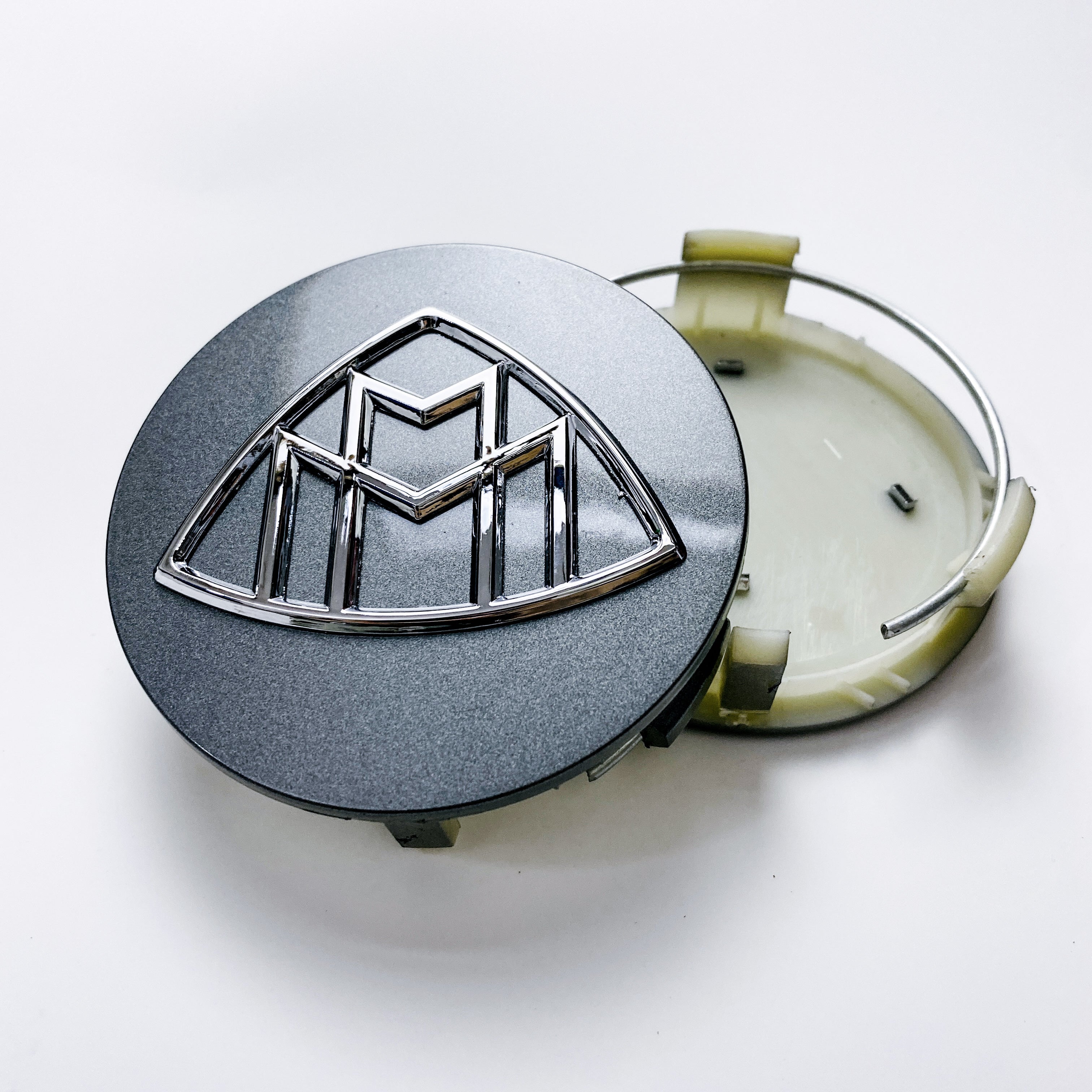 Mercedes Benz Maybach Wheel Center Hub Cap Cover Logo Emblem 4Pcs A2224002100 Italiaspares