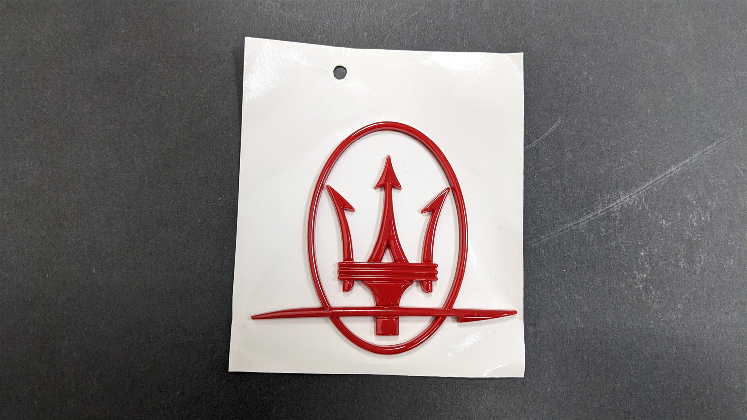 Maserati Quattroporte GranTurismo Ghibli Levante RH Red Side Logo Emblem Badge Factory