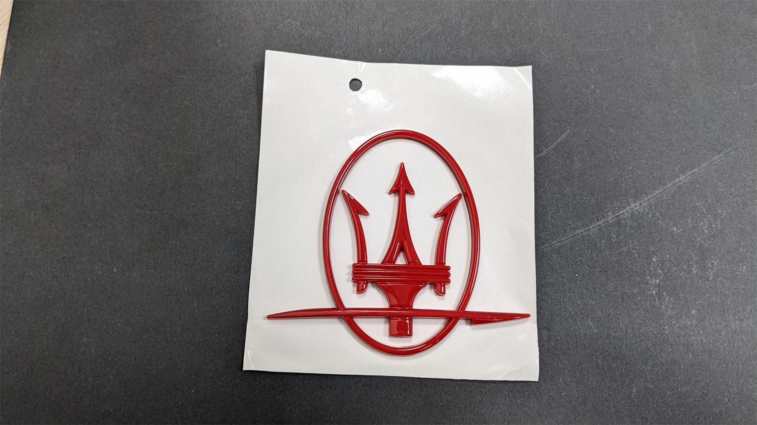 Maserati Quattroporte GranTurismo Ghibli Levante RH Red Side Logo Emblem Badge Factory