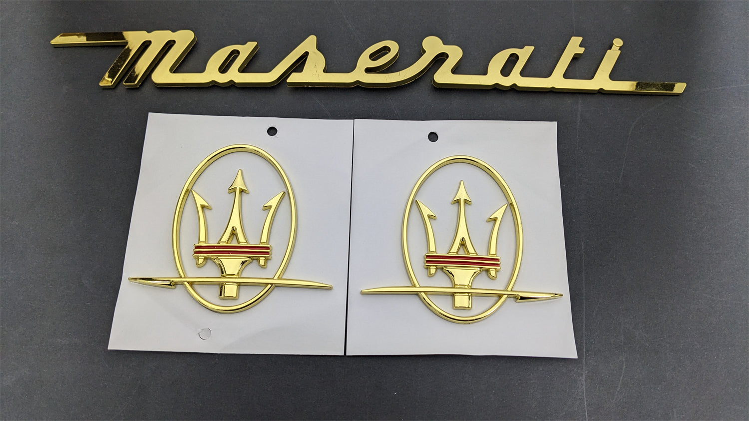Maserati Quattroporte GranTurismo Ghibli Levante Gold Side Logo Emblem Badge Set Italiaspares