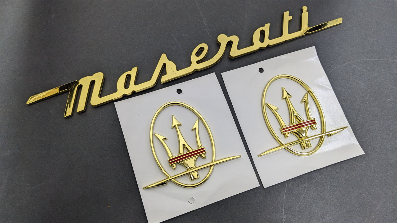 Maserati Quattroporte GranTurismo Ghibli Levante Gold Side Logo Emblem Badge Set Italiaspares