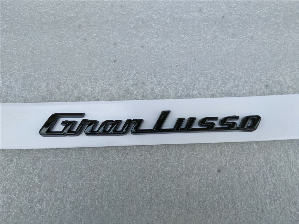 2xMaserati 2017 Quattroporte GranLusso Side Badge Emblem Glossy Black Italiaspares