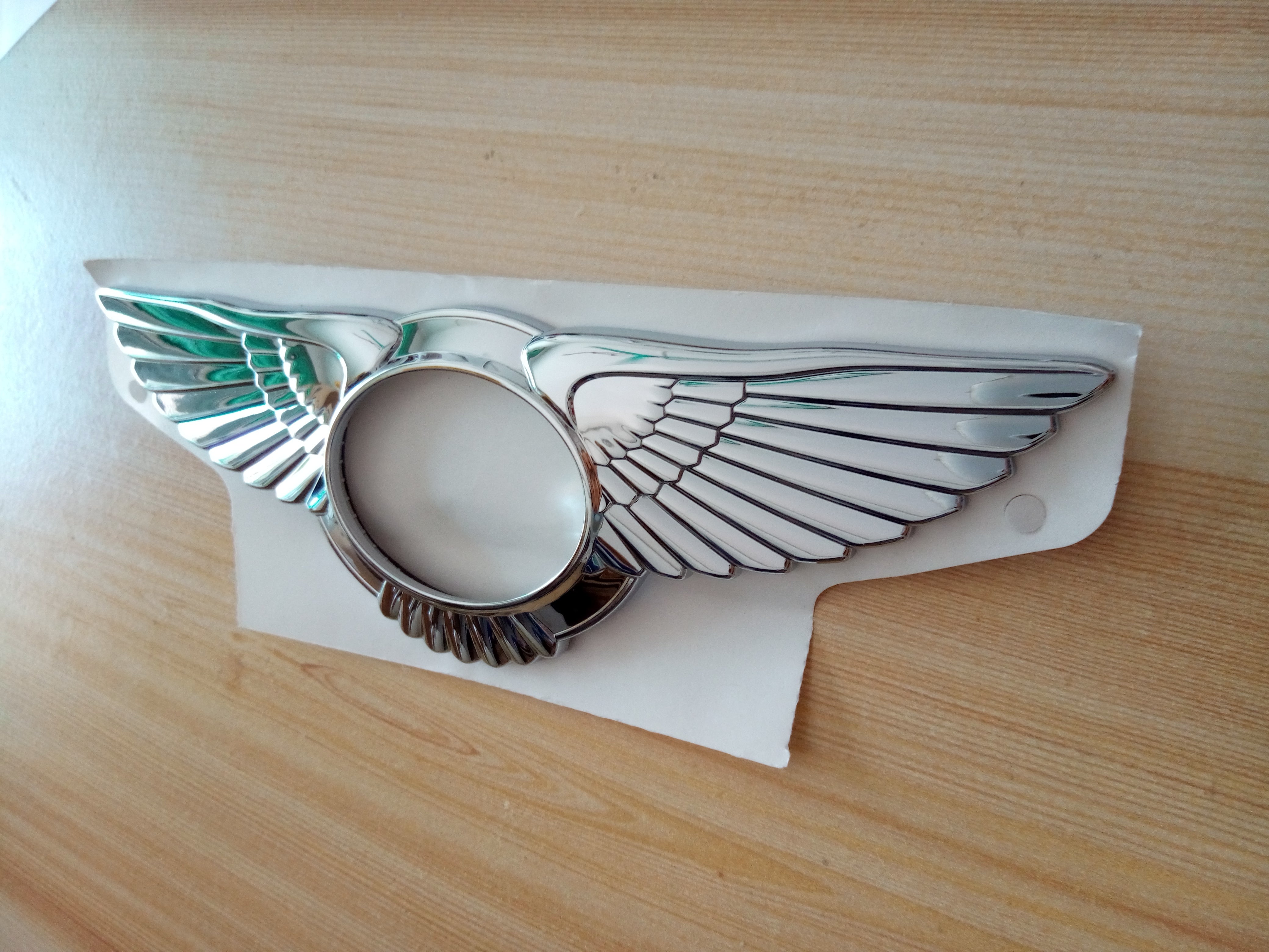Genuine Bentley Flying Spur Emblem Rear Grille Wing Badge 4W0853689A Factory
