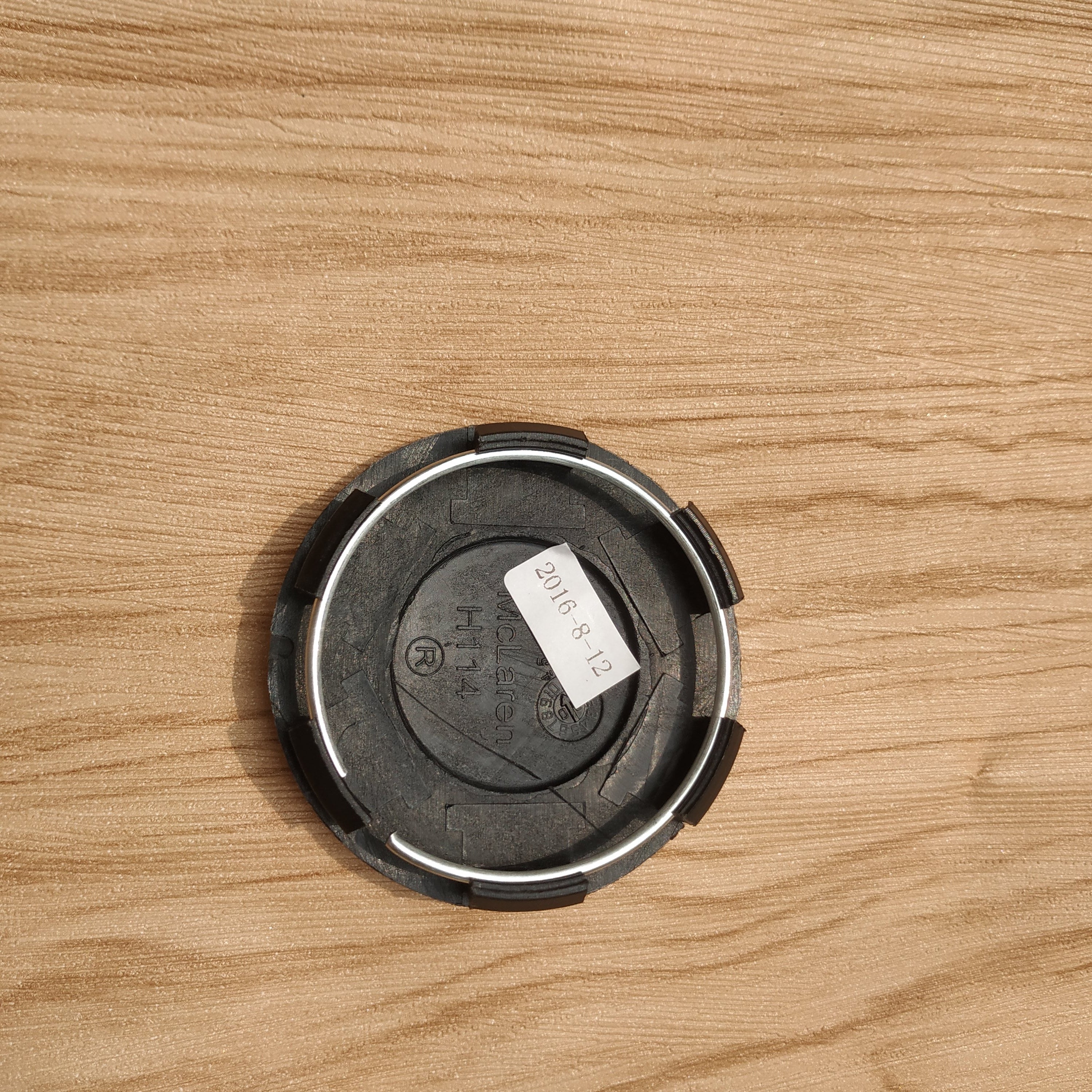 1XGenuine Mclaren 540C 570S Red Carbon Fibre Hub Cap Factory