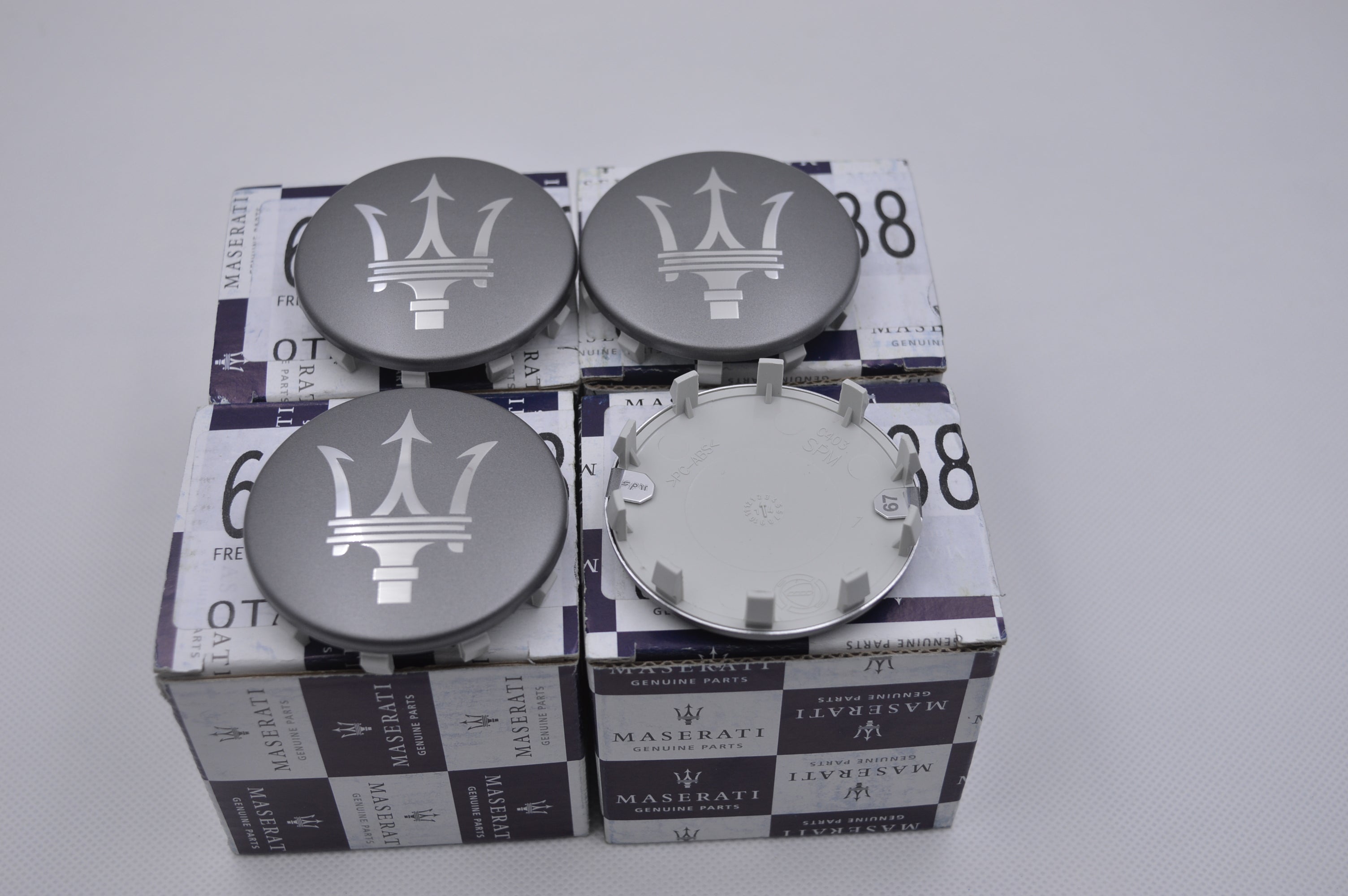Genuine Maserati Quattroporte V6 V8 Ghibli Wheel Centre Cap Kit 670023856 Factory