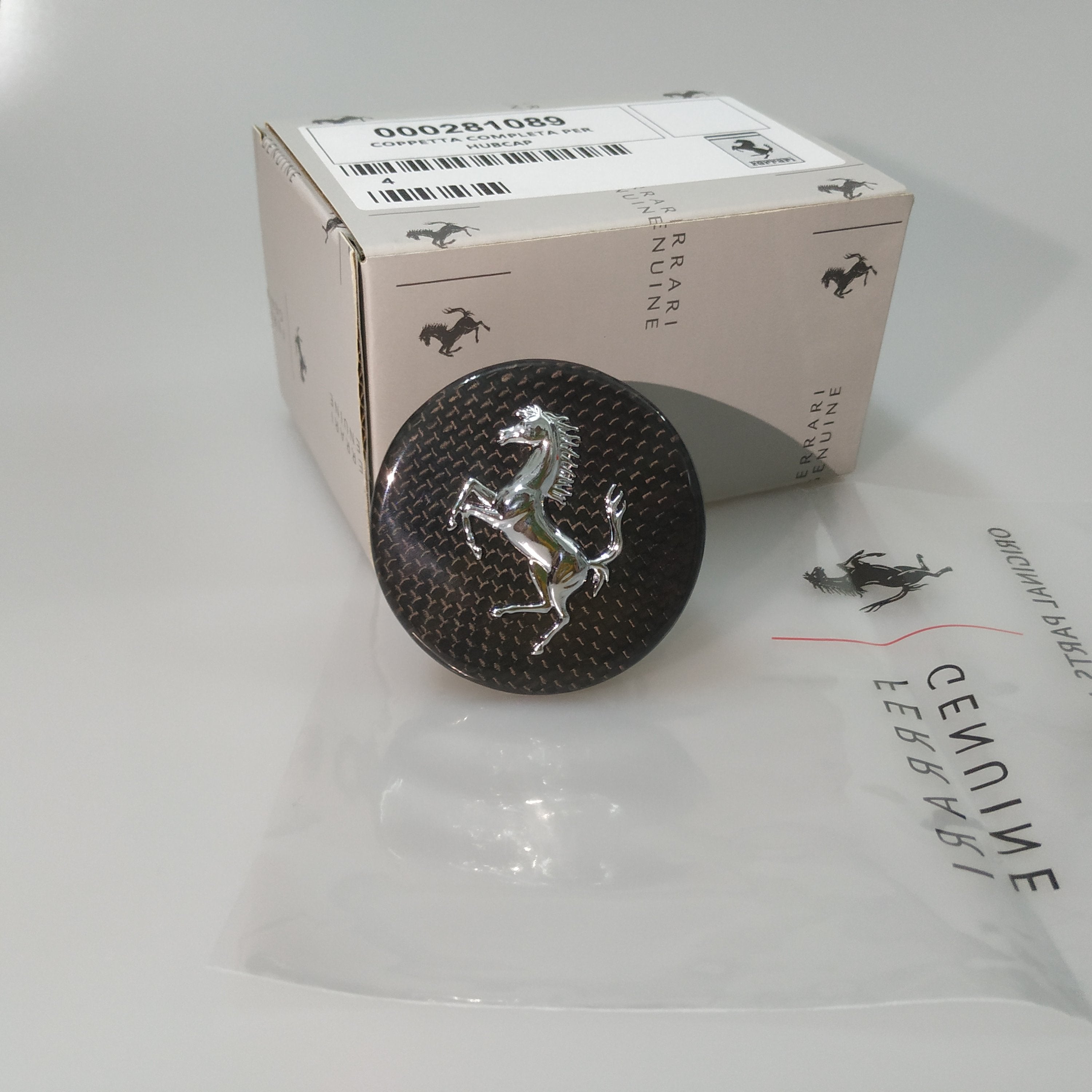 Genuine Ferrari F430 458 California Carbon Fiber Wheel Hub Center Cap Set 281089 Factory