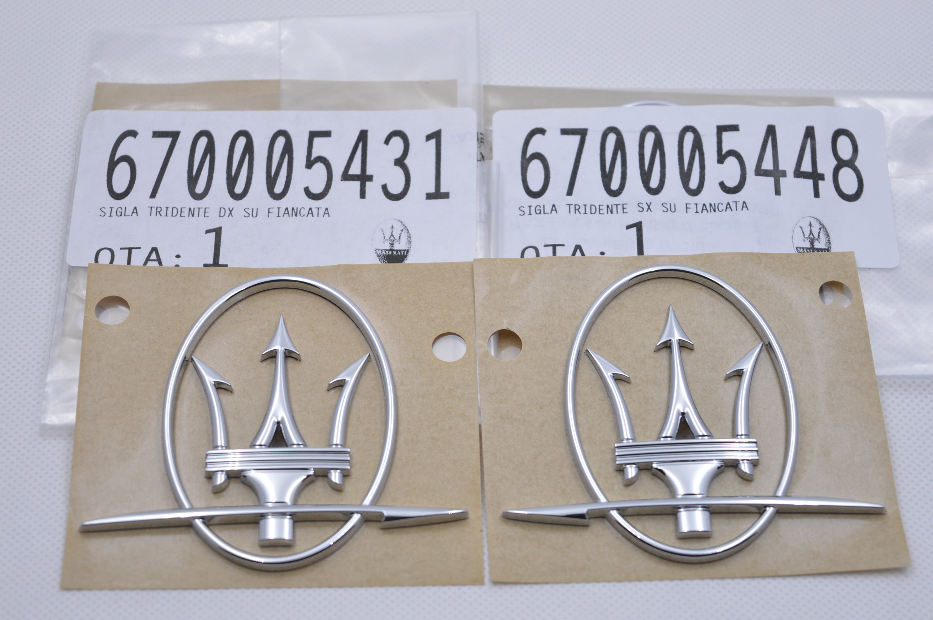 Maserati Quattroporte GranTurismo RH&LH Side Emblem Badge #670005448 670005431 Italiaspares