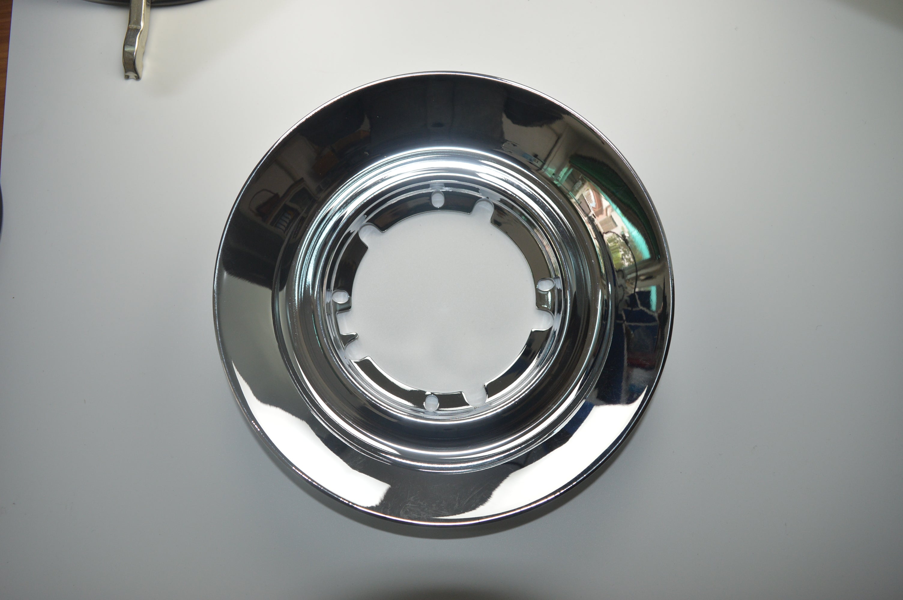 GENUINE BENTLEY CONTINENTAL FLYING SPUR CHROME CENTRE CAP BADGE SPOKE Factory