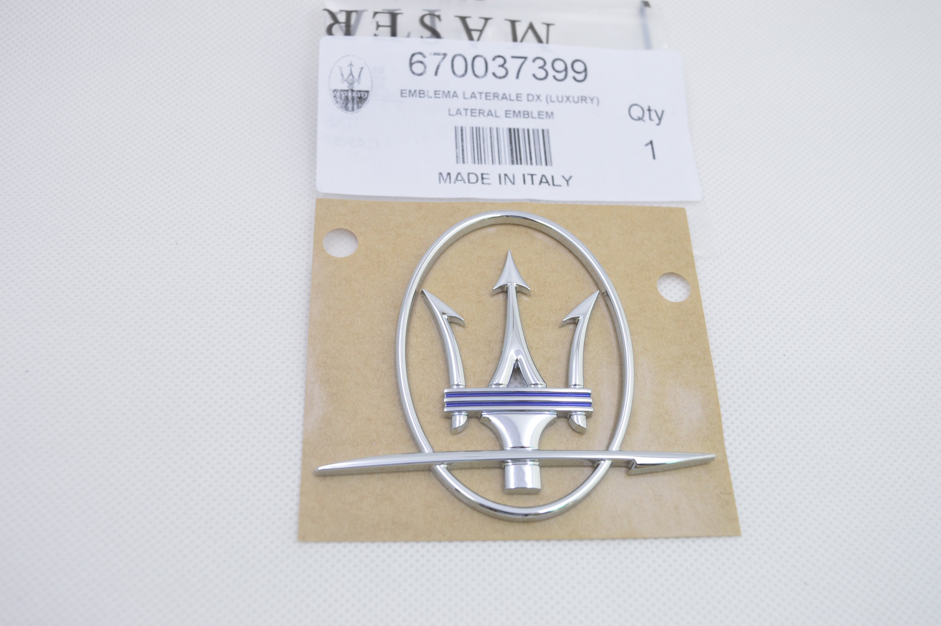 Maserati 2017 Quattroporte Ghibli Trident Right Side Emblem Badge Blue 670037399 Factory