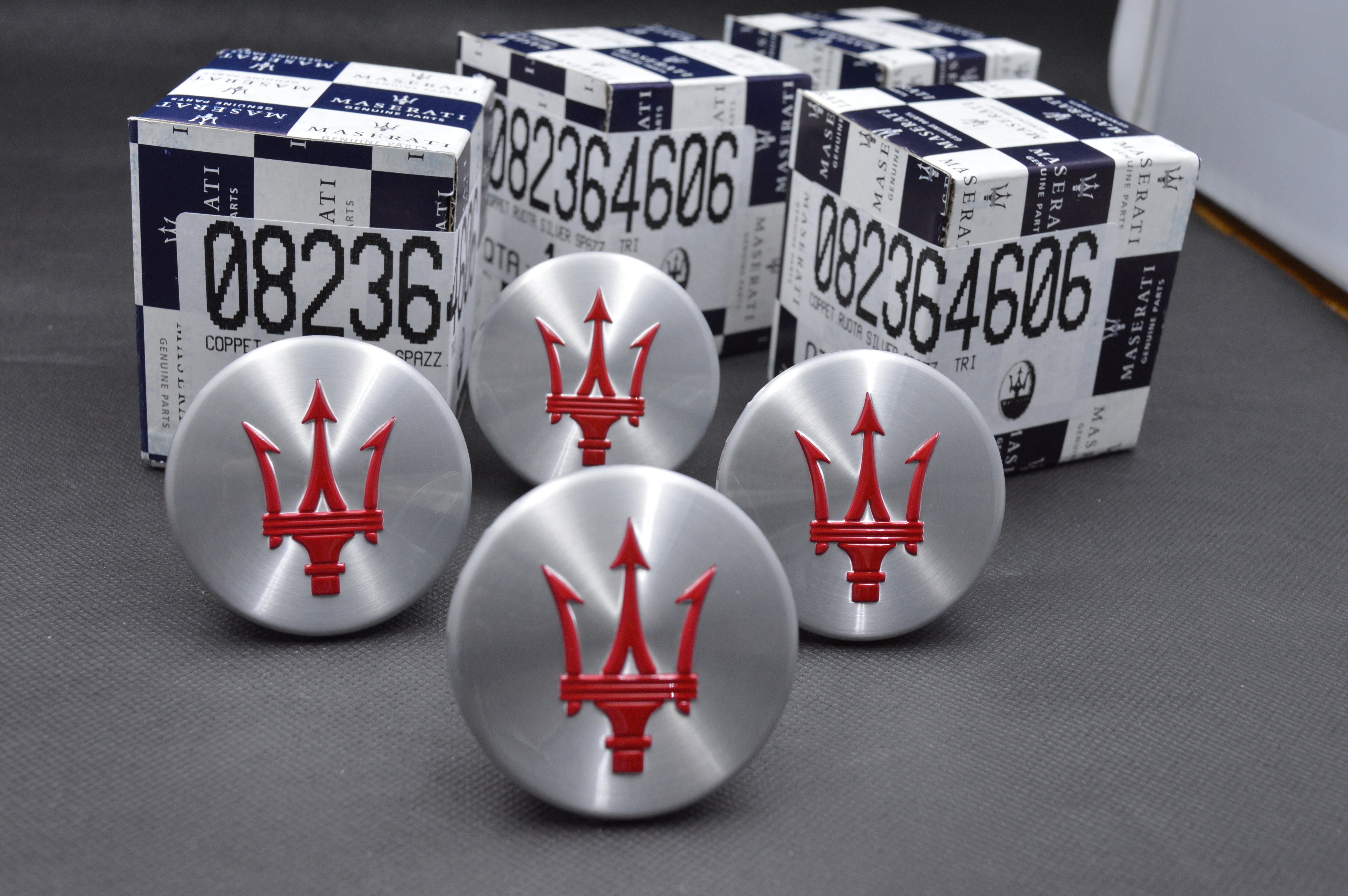 4X Genuine Maserati Granturismo Quattroporte Silver With Red Center Cap#82364606 Factory