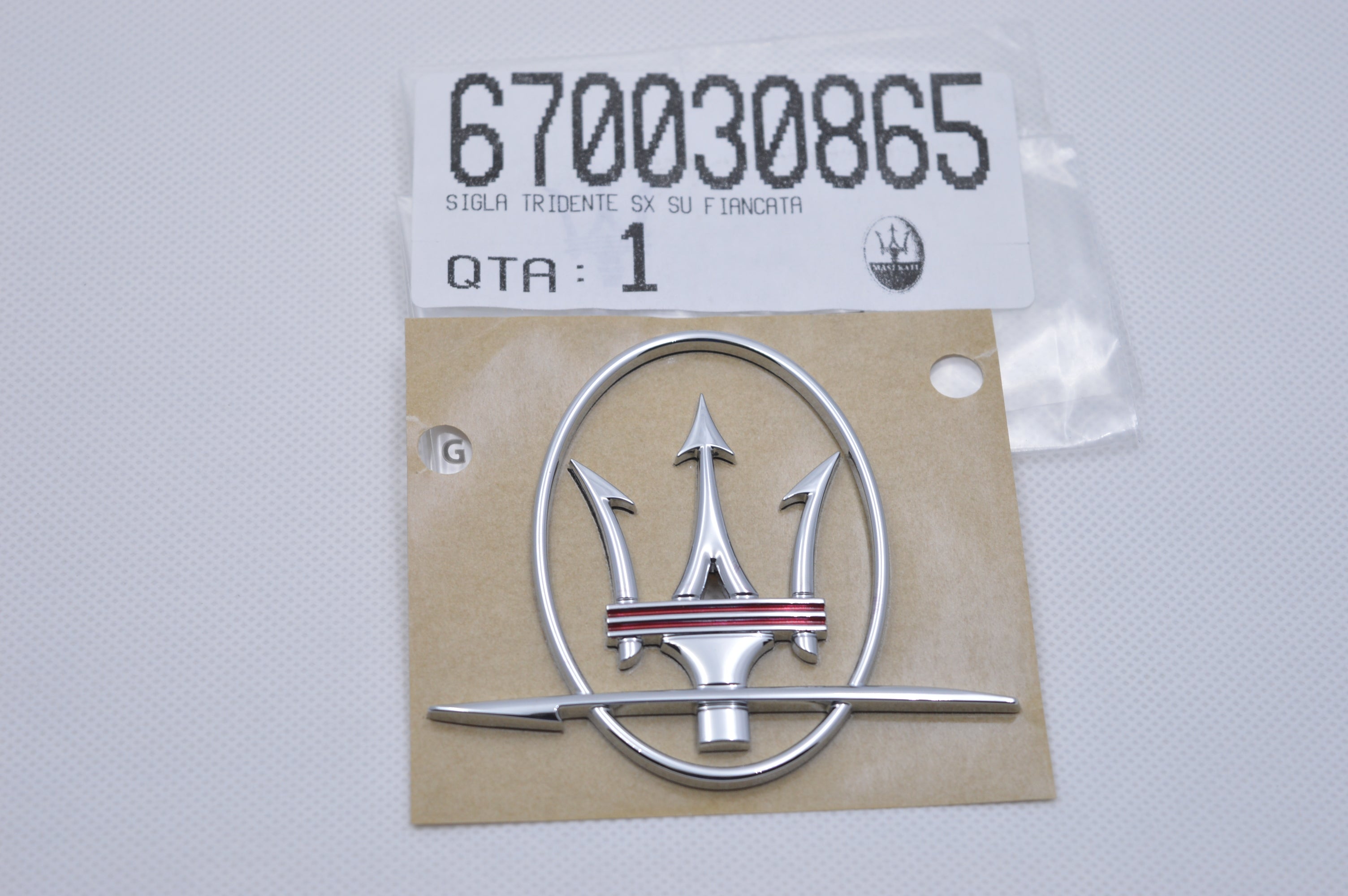 Maserati Quattroporte GranTurismo GTS Trident RH&LH Side Emblem Badge With Red Italiaspares