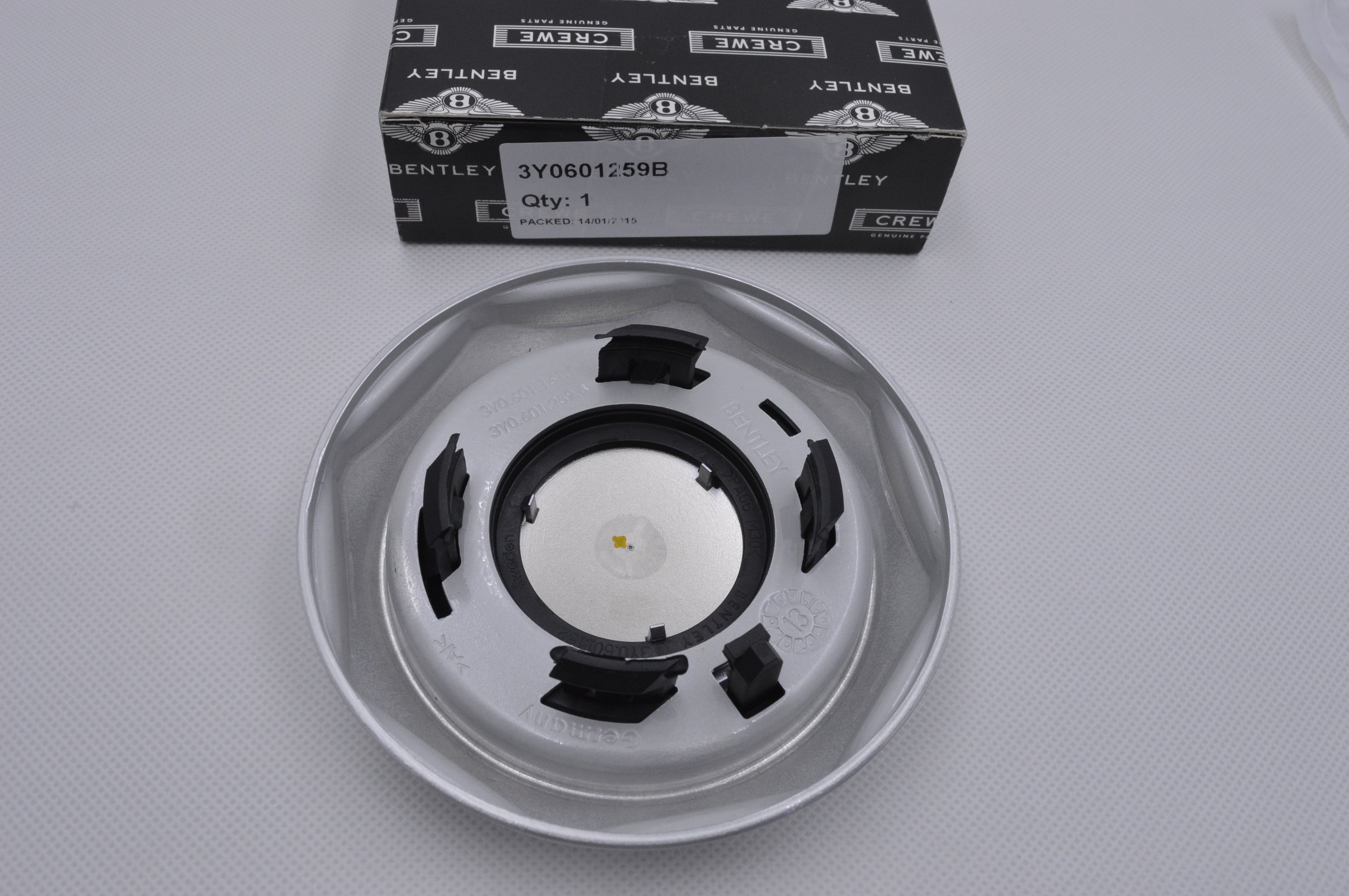 Genuine Bentley Mulsanne Centre Cap Hub Badge Classic Wheel Factory