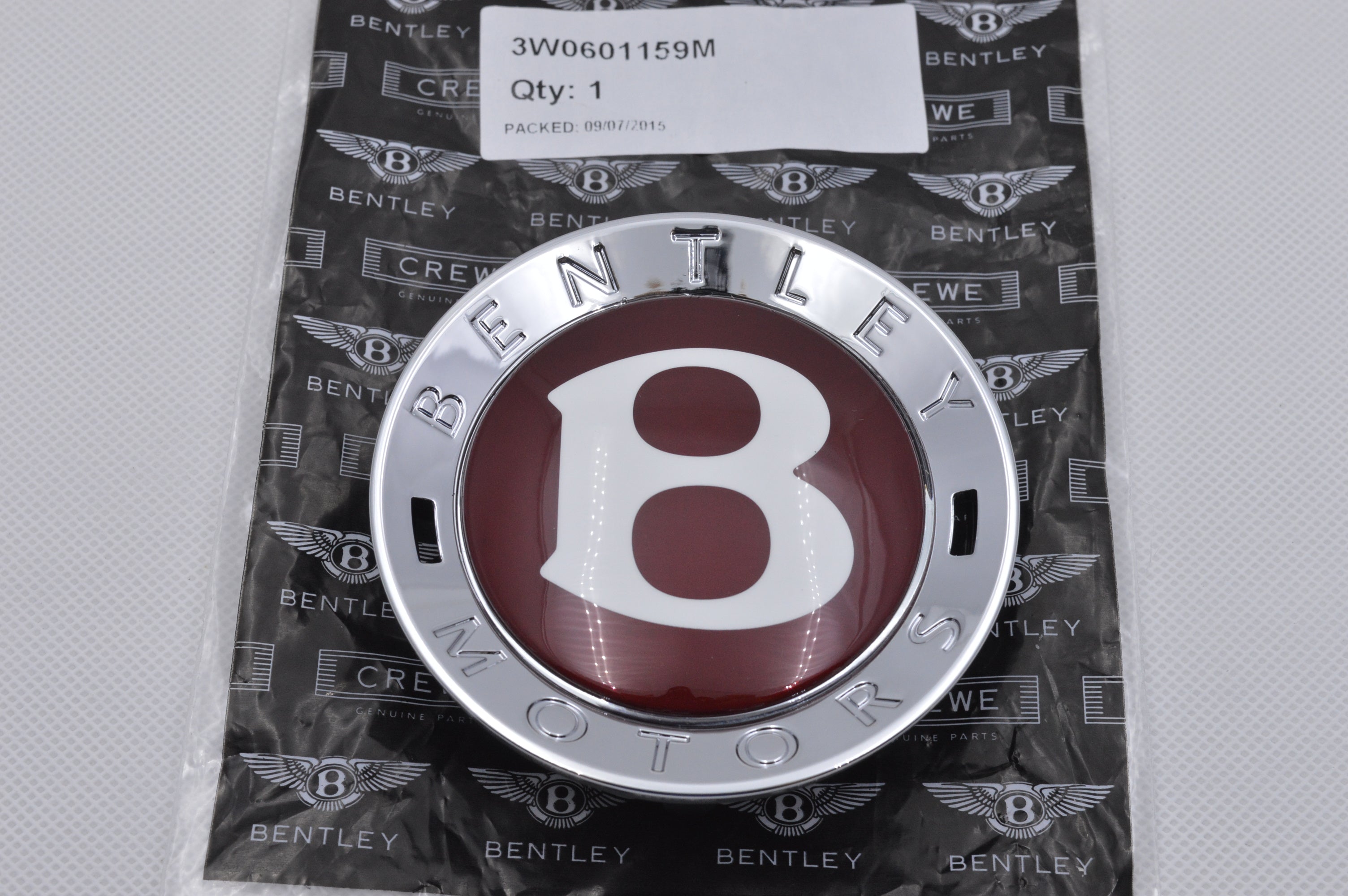 Genuine Bentley Centre Cap Red"B" Continental GT Spur GTC 1 Piece 3W0601159M Factory