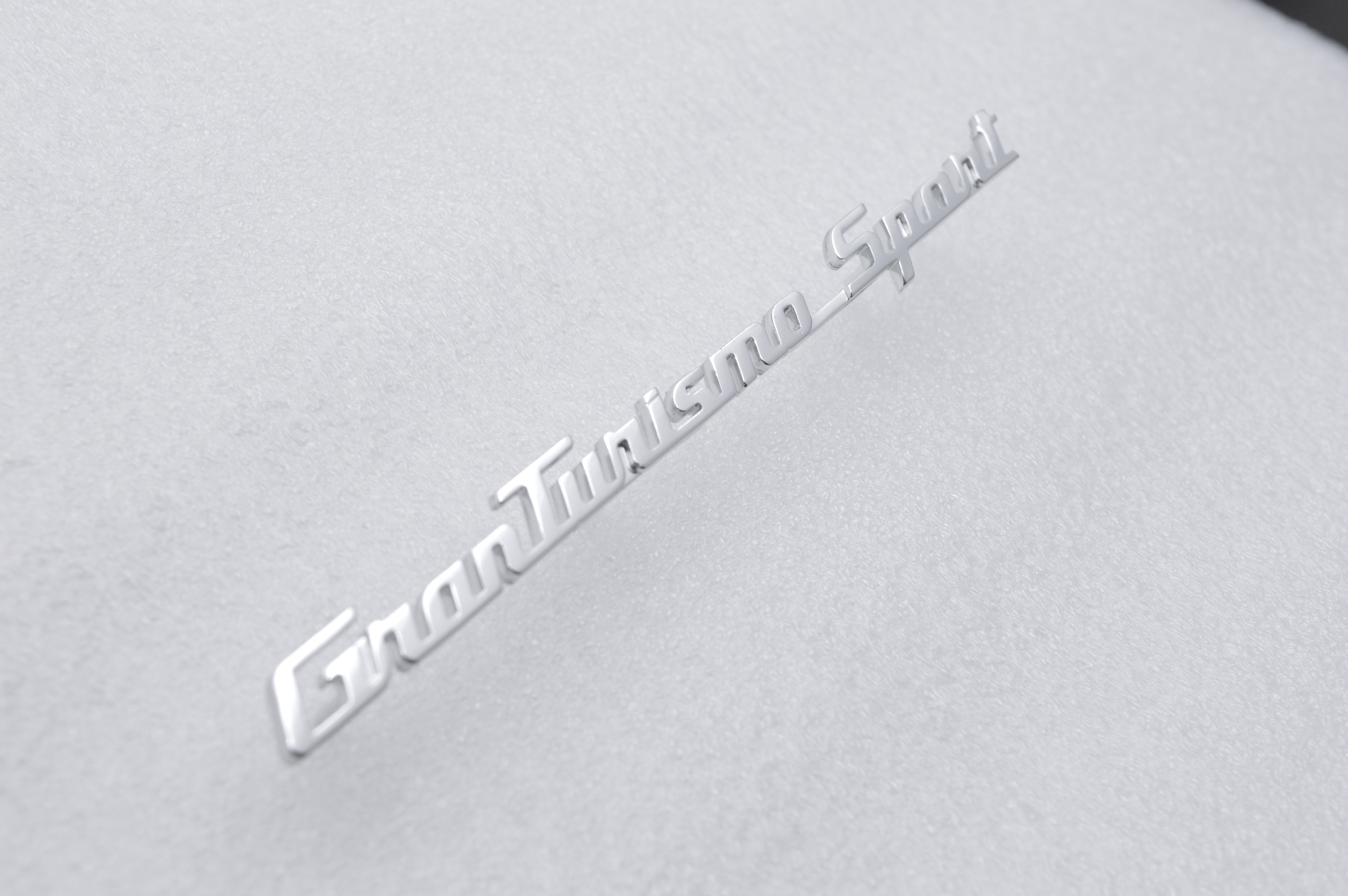 Genuine Maserati GranTurismo Sport Dashoard Passenger Side badge emblem 84725000 Factory