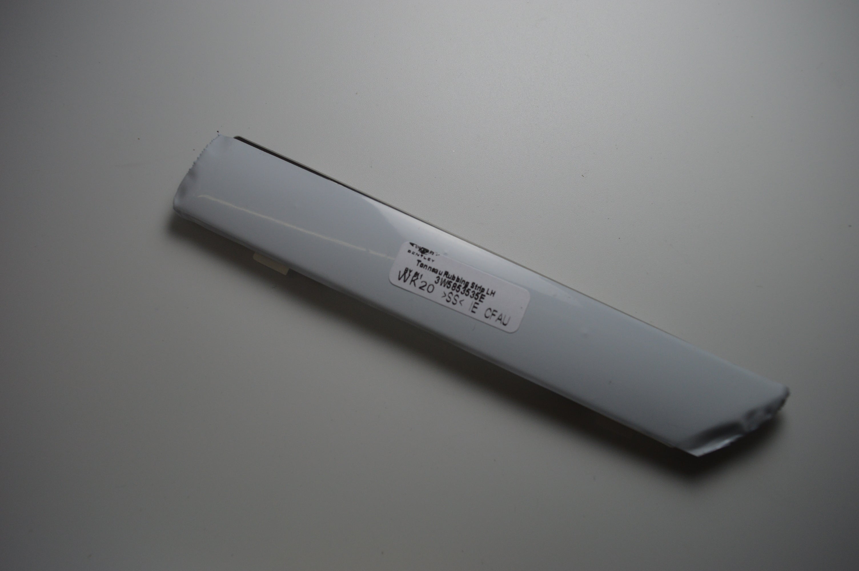 Genuine Bentley Continental GT Chrome Trim Moldind OEM Trim's Part 3W5853535 Factory