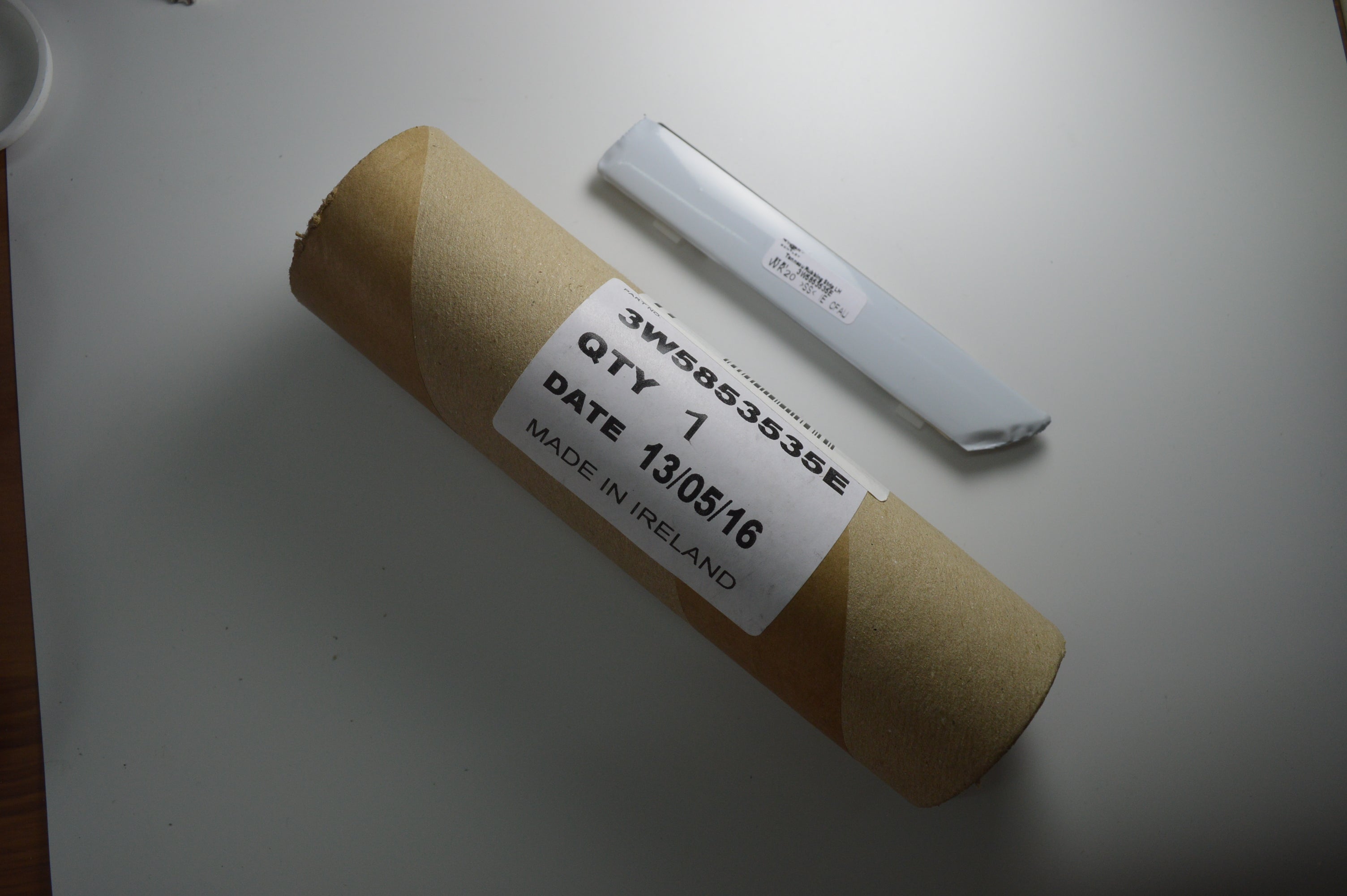 Genuine Bentley Continental GT Chrome Trim Moldind OEM Trim's Part 3W5853535 Factory