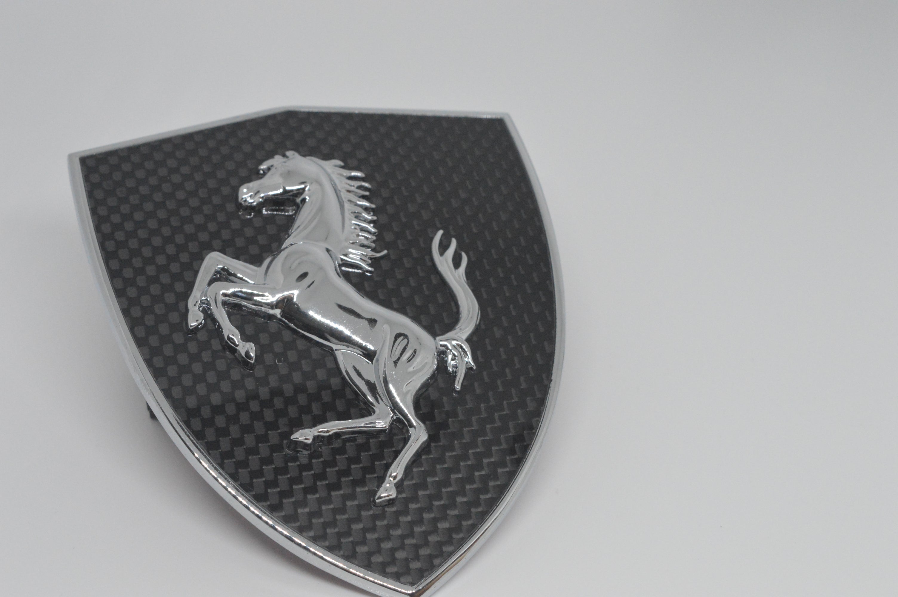 Ferrari 488 458 Italia California Carbon Fiber Fender Shield badge Emblem Kit Italiaspares