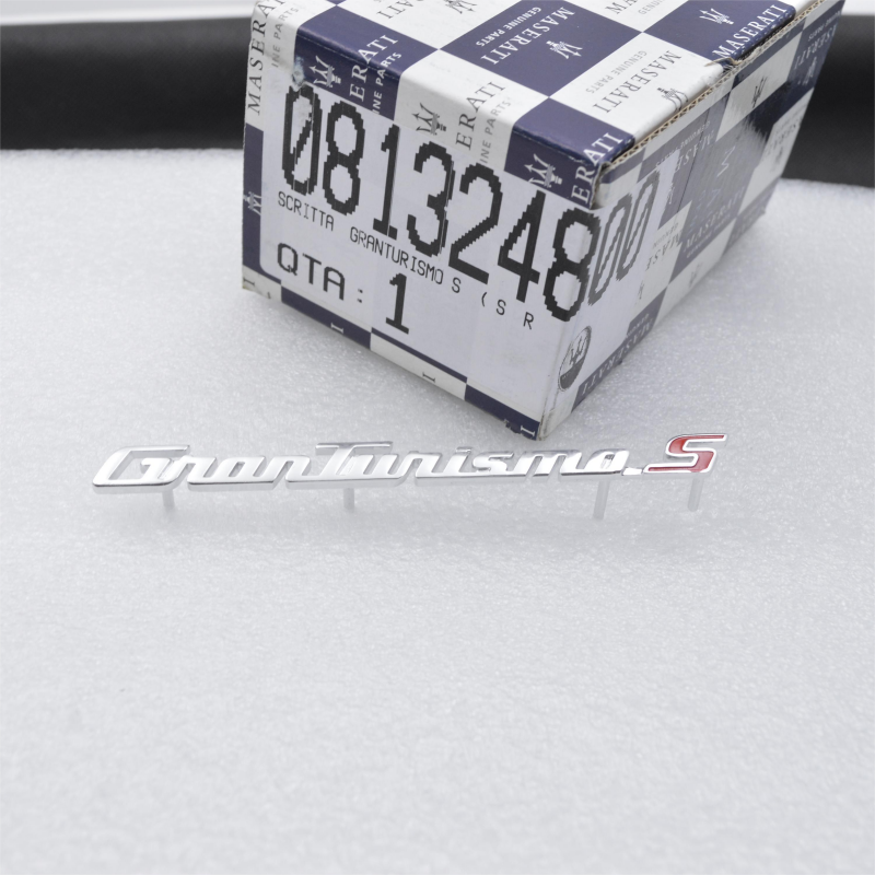 Genuine Maserati GranTurismo S Dashoard Passenger Side badge emblem 81324800 Factory