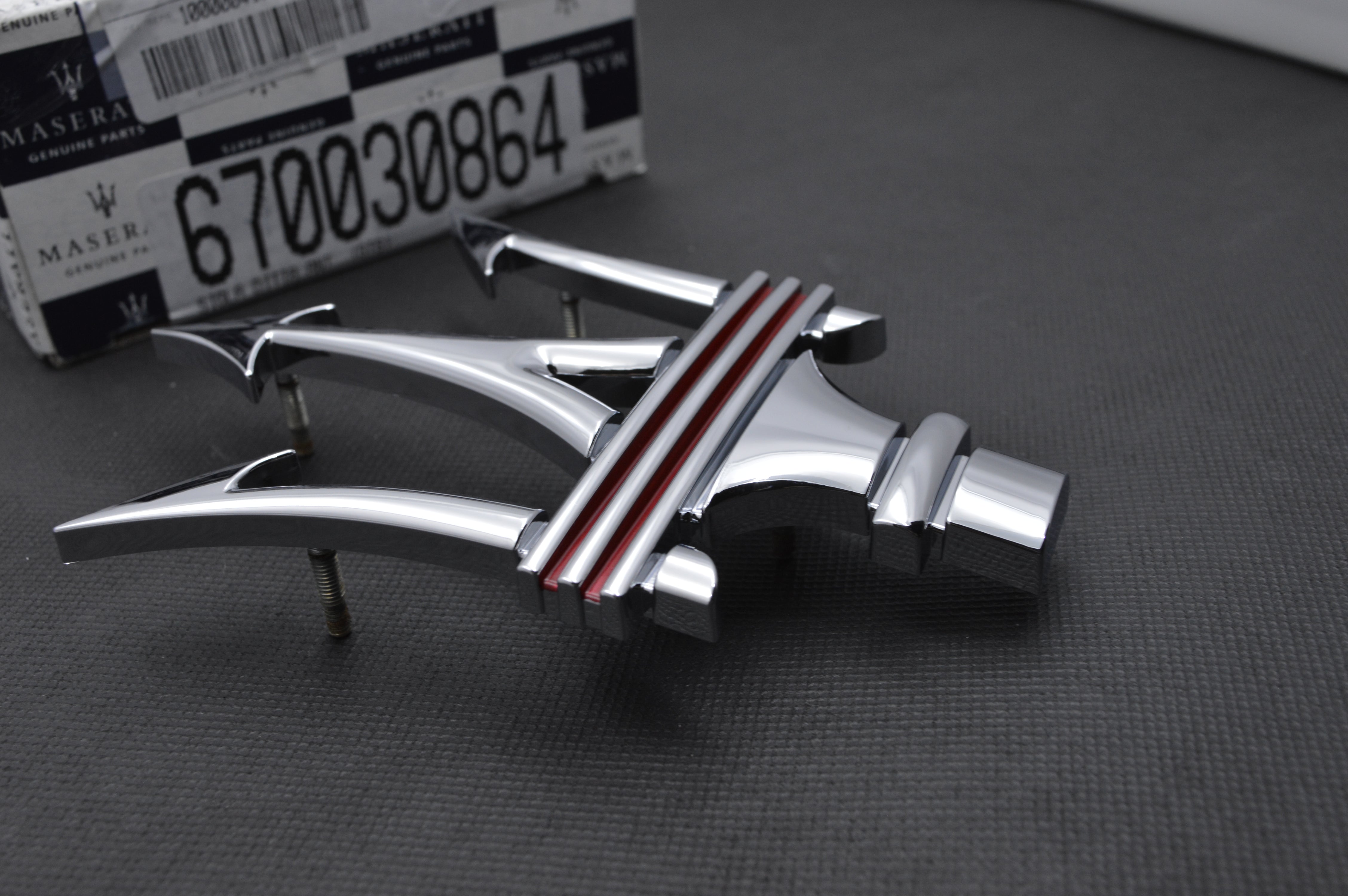 Genuine Maserati Chrome Red Front Grille Emblem Badge Oem 68337300 (1PC) Factory