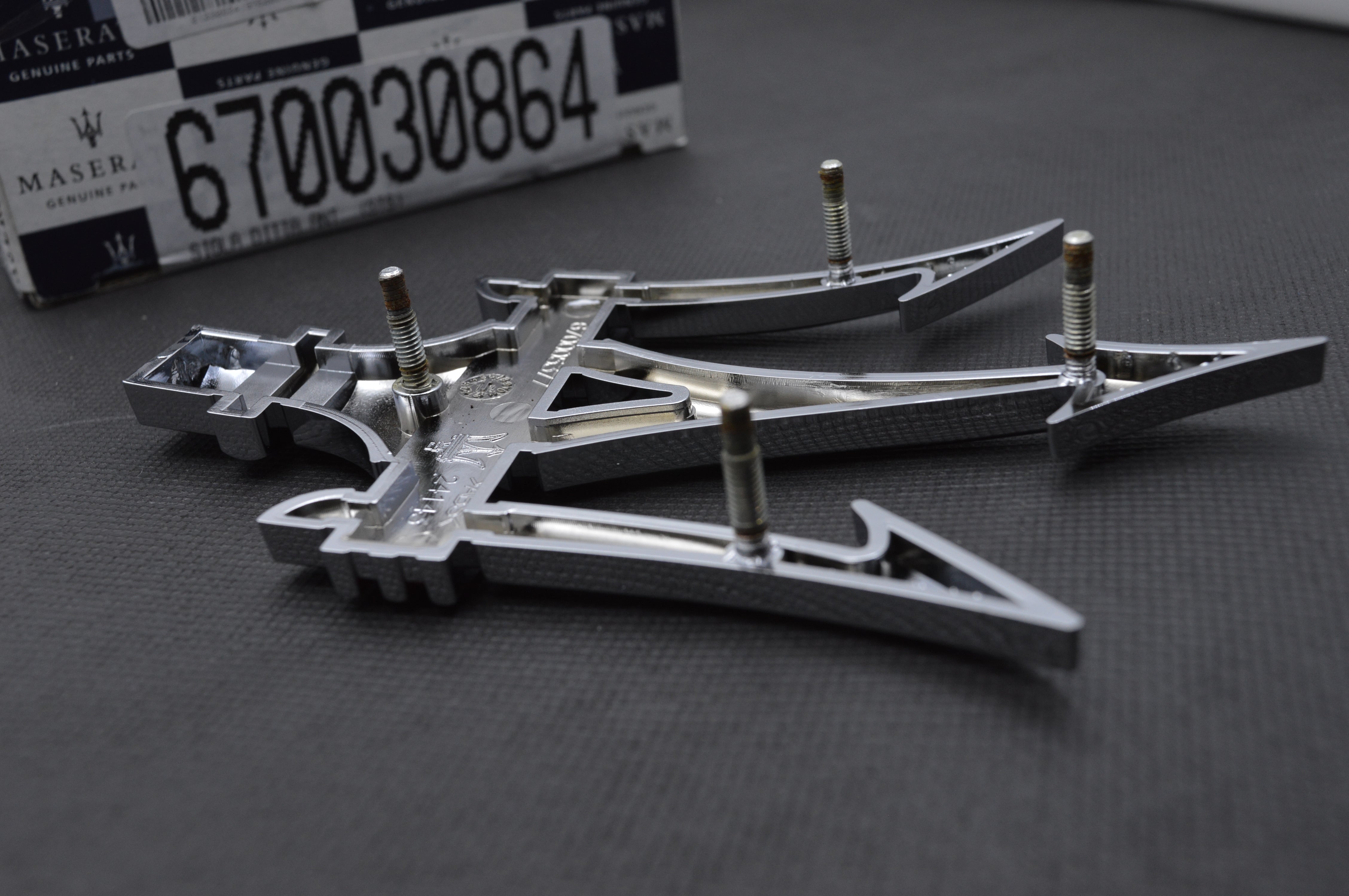 Genuine Maserati Chrome Red Front Grille Emblem Badge Oem 68337300 (1PC) Factory