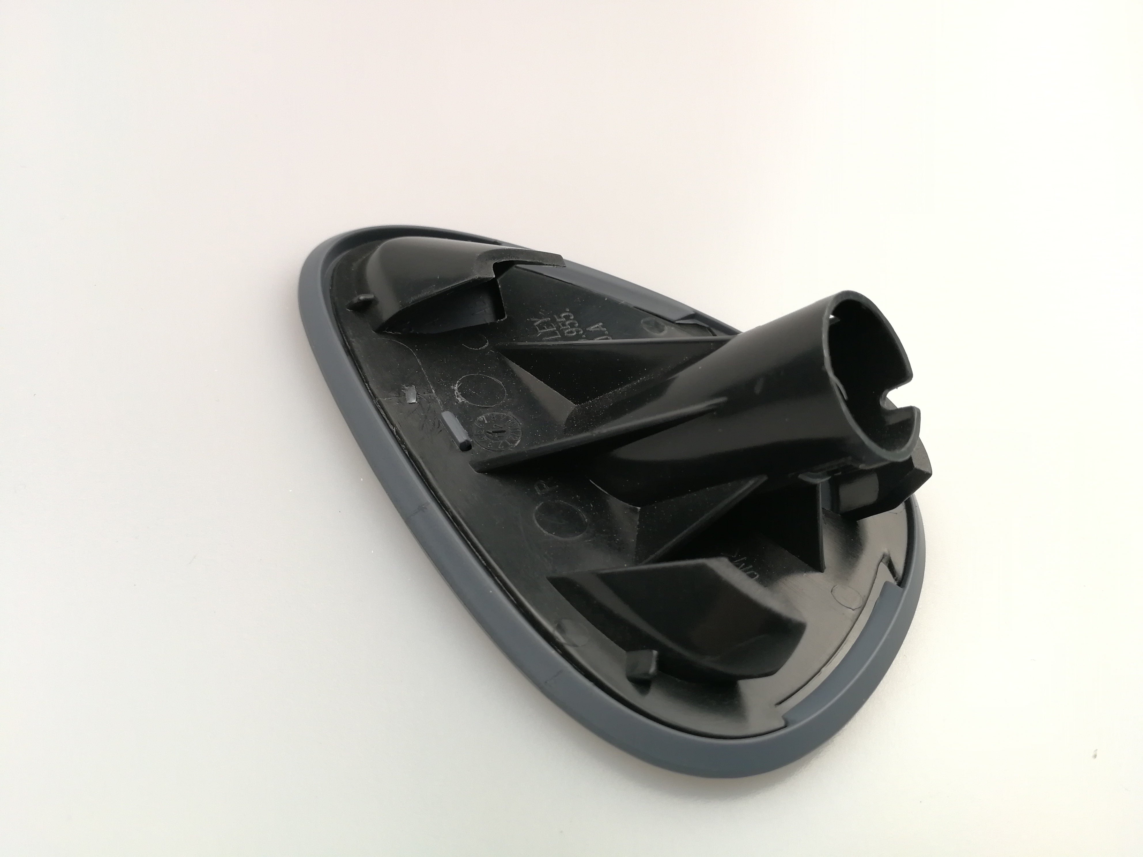 Genuine Bentley Flying Spur RH Headlight Spray Cap Right 3W5955102C Factory