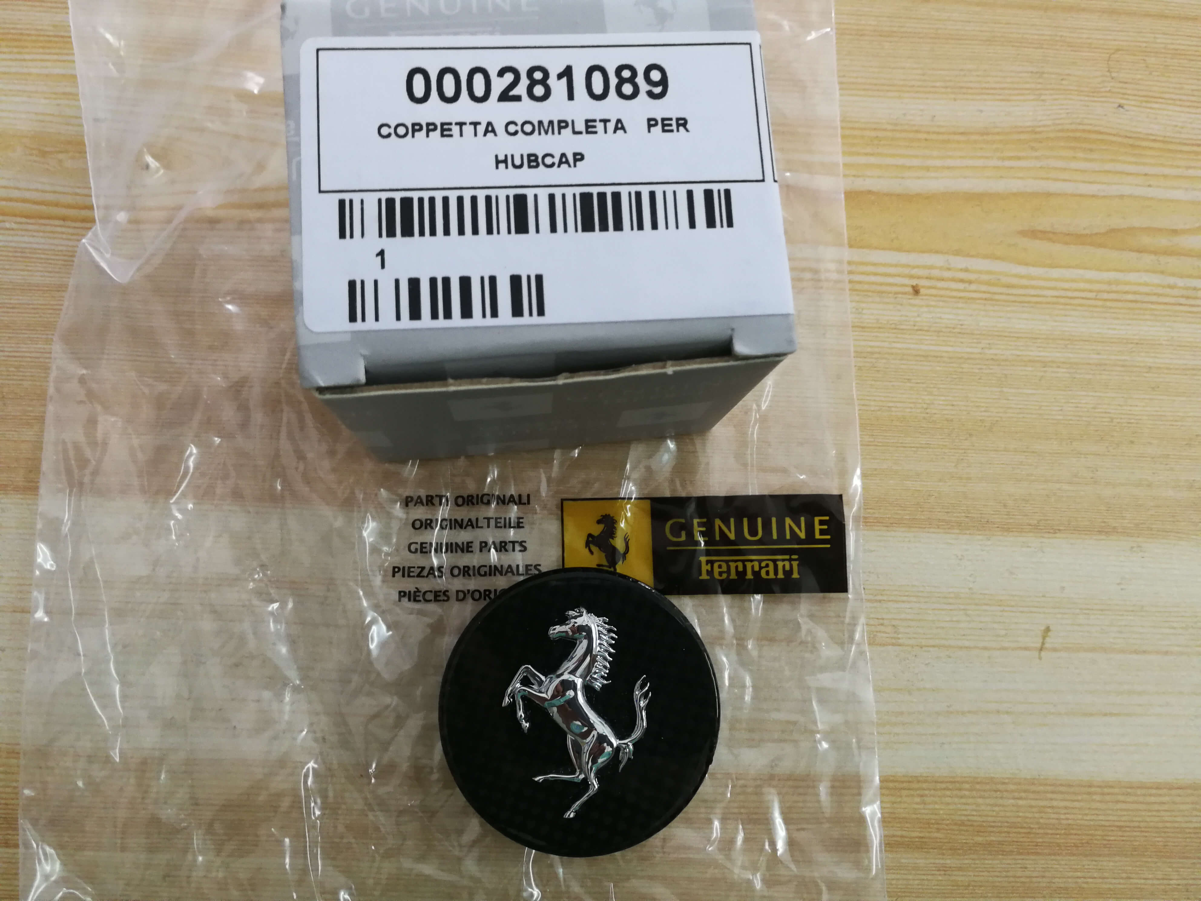 1X Ferrari F430 458 California 488 Carbon Fiber Wheel Hub Center Cap 281089 Italiaspares