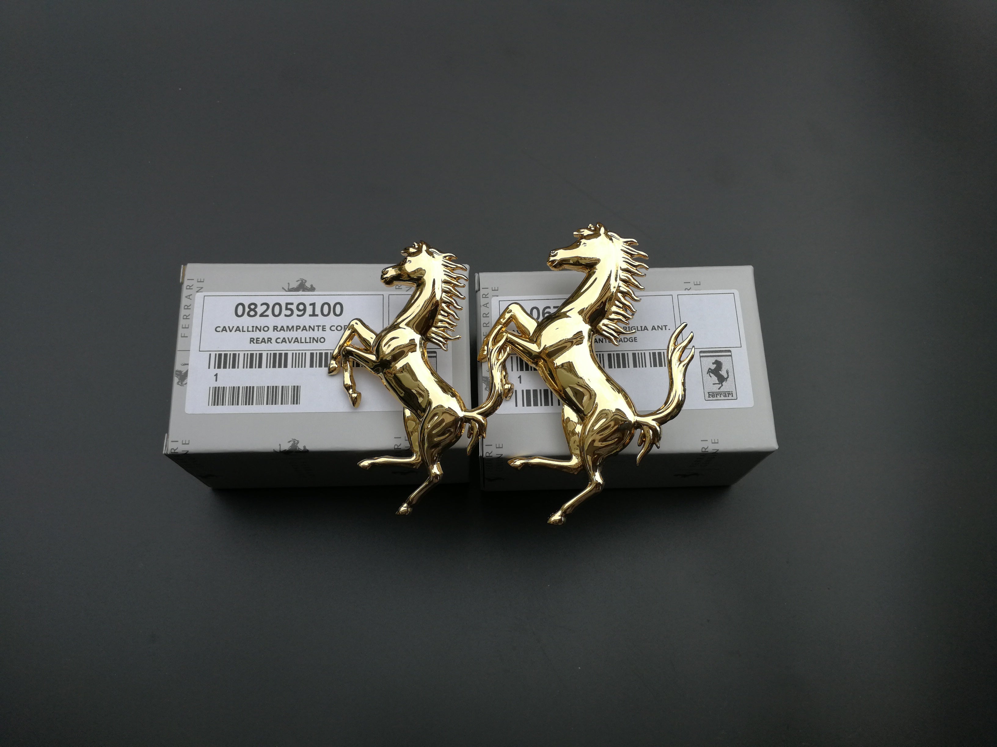 Ferrari California Front&Rear Bumper Horse Badg Emblem Kit Gold Italiaspares