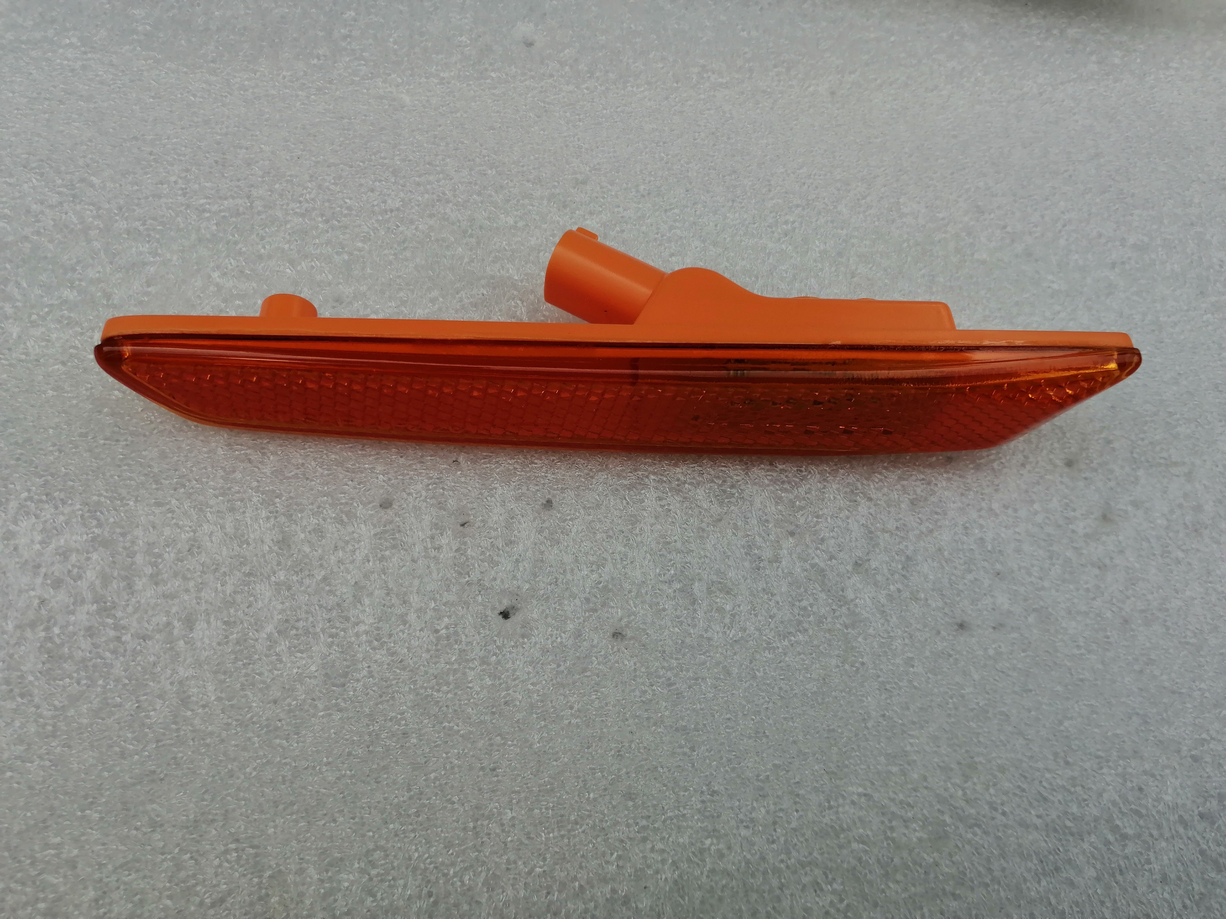 Lamborghini Aventador LP700 LP720 Front Left Side Marker 470945119C Italiaspares