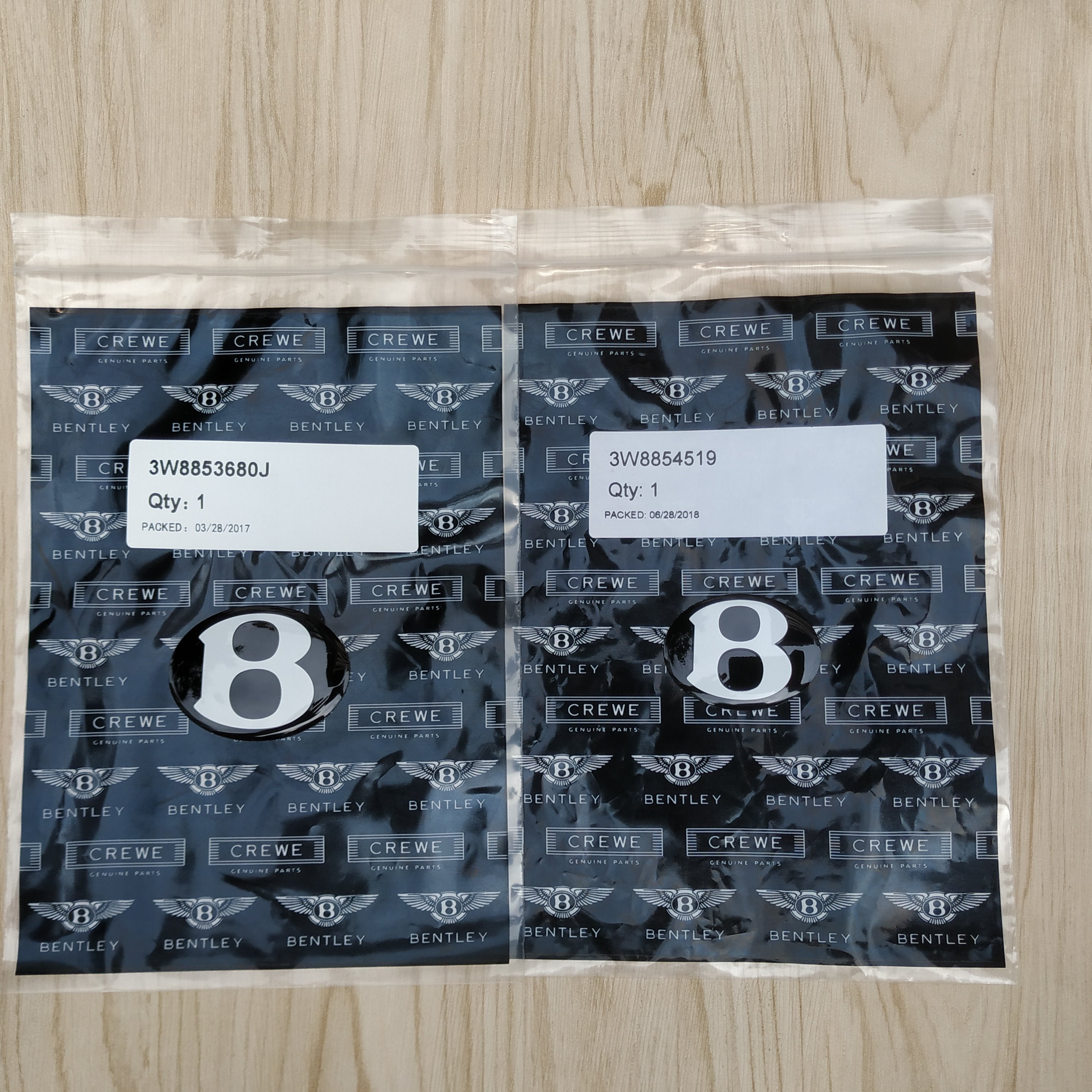 Bentley 13-19 Continental Flying Spur Front & Rear Black Badge Emblem Kit Italiaspares