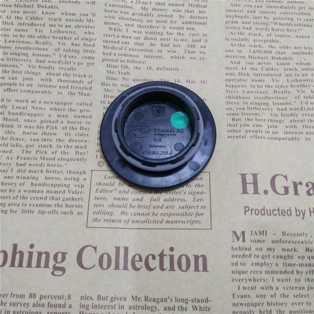 1XGenuine Lamborghini Aventador LP740 Carbon Fiber Wheel Hub Cap 470601259A Factory