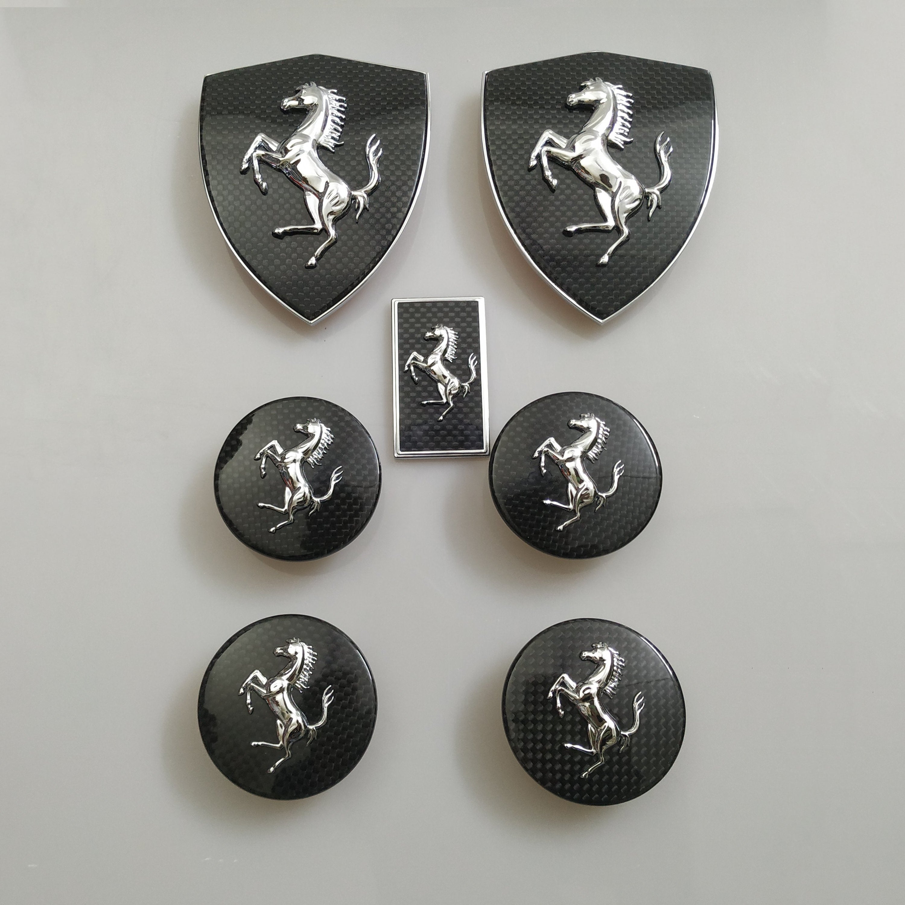 Ferrari F8Spider&Tributo Carbon Fiber Shield badge&Flag&Horse&Wheel Caps Kit Italiaspares