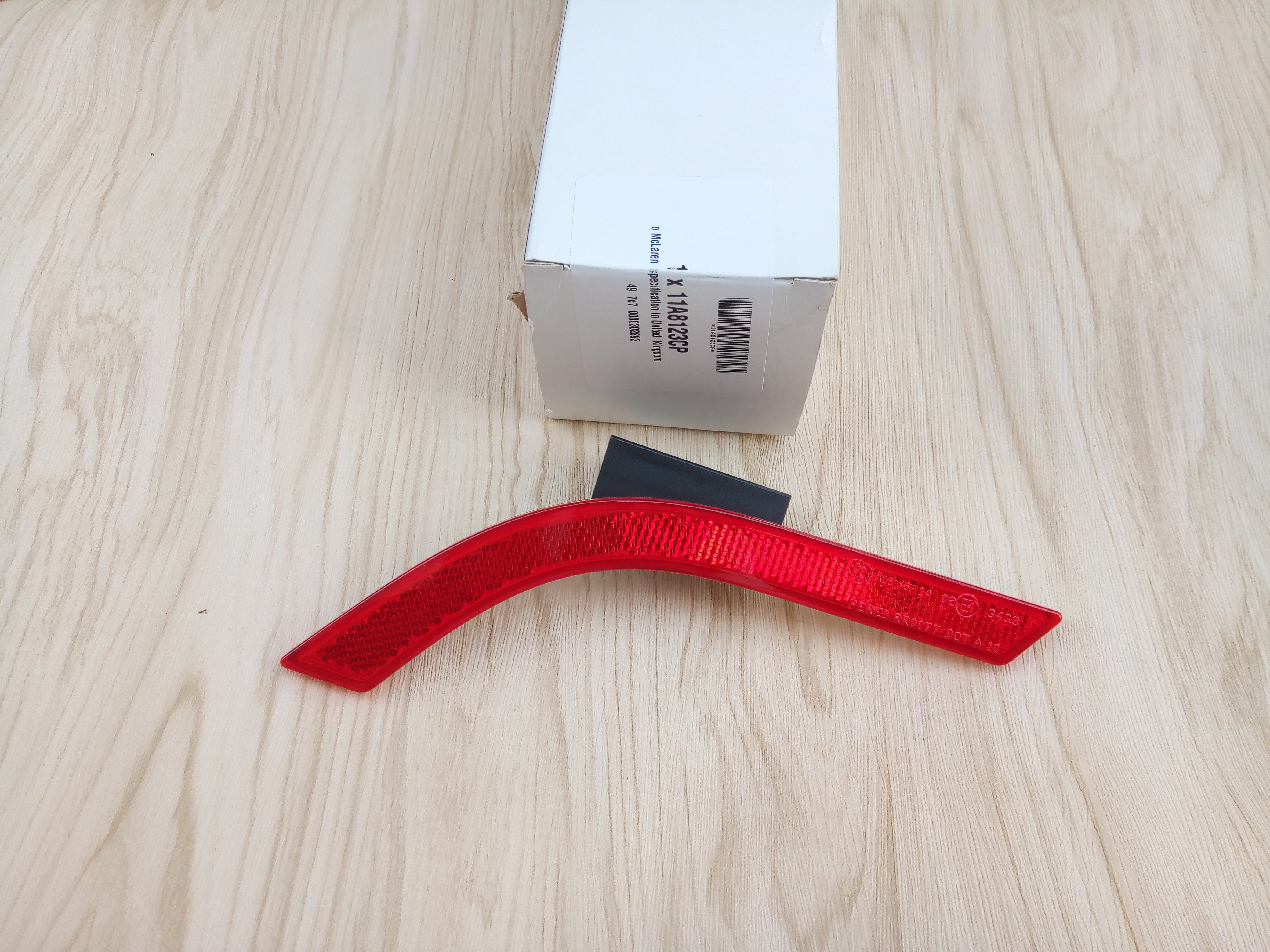 Genuine McLaren Rear Left Marker Lamp Reflector 11A8123CP Factory
