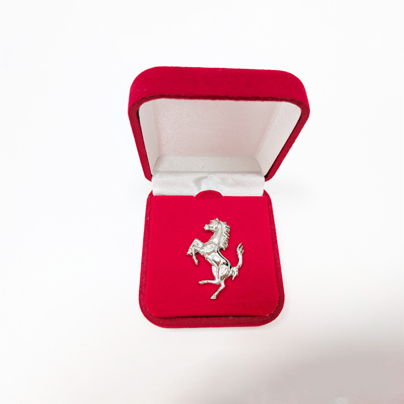 Prancing Horse Brooch Pin Set Silver Gunmetal Metal Badge With Red Velvet Gift Box Jewelry Factory