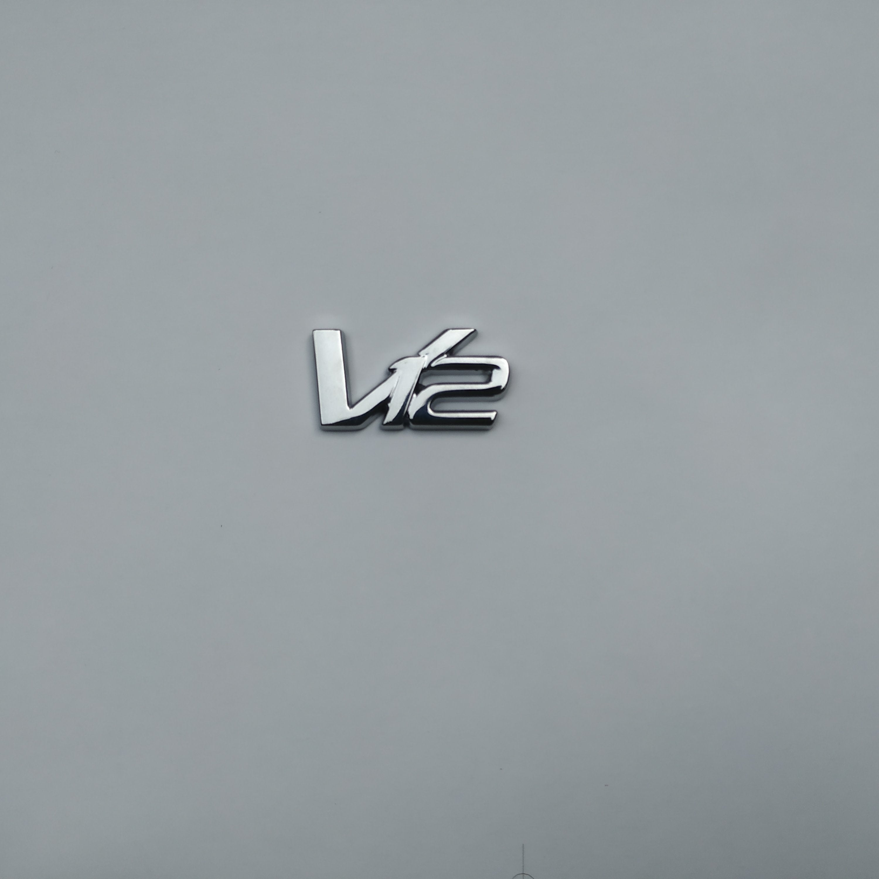 Aston martin V12 Metal Emblem Badge (1PC) Italiaspares
