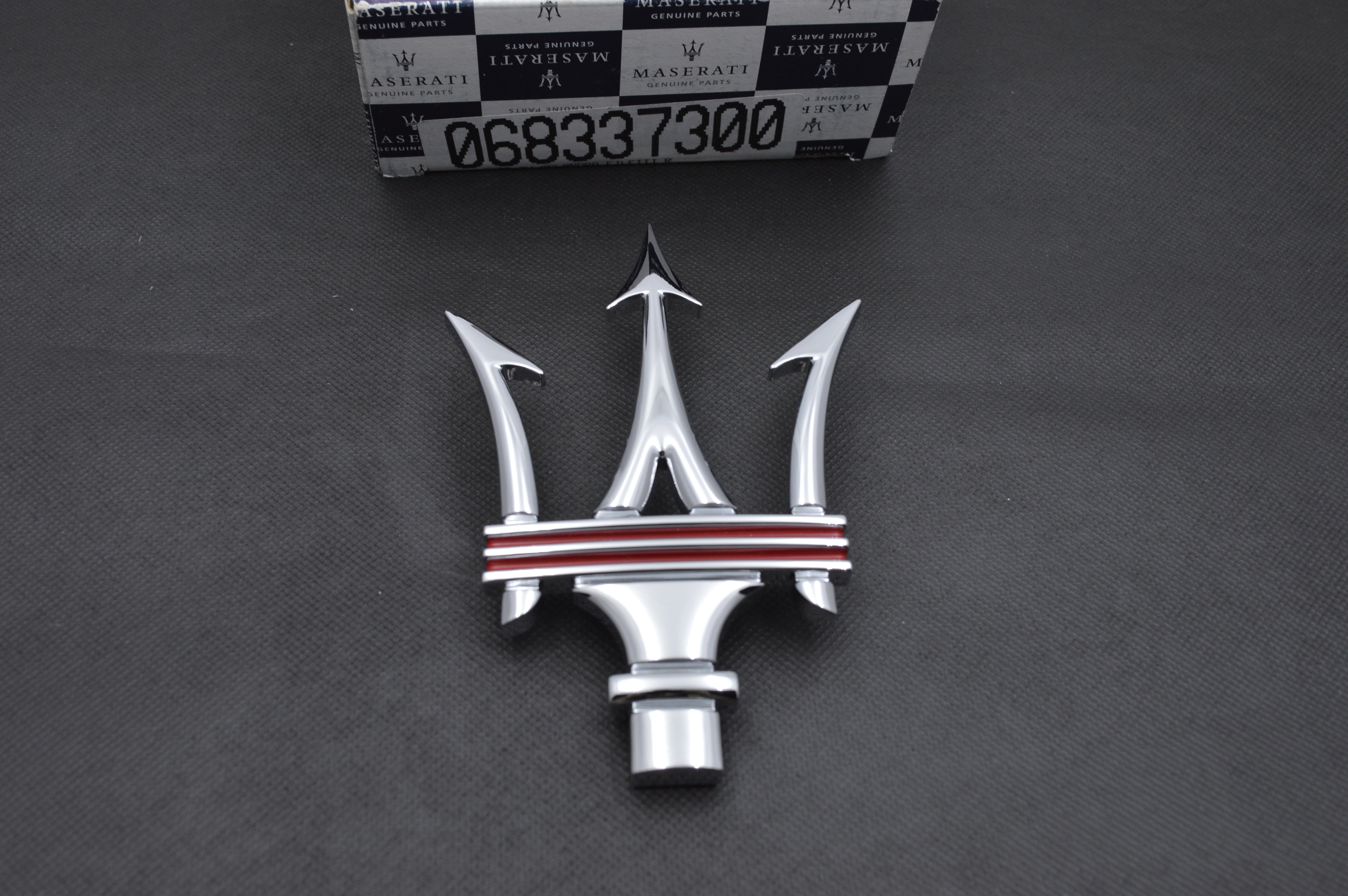 Genuine Maserati Chrome Red Front Grille Emblem Badge Oem 68337300 (1PC) Factory