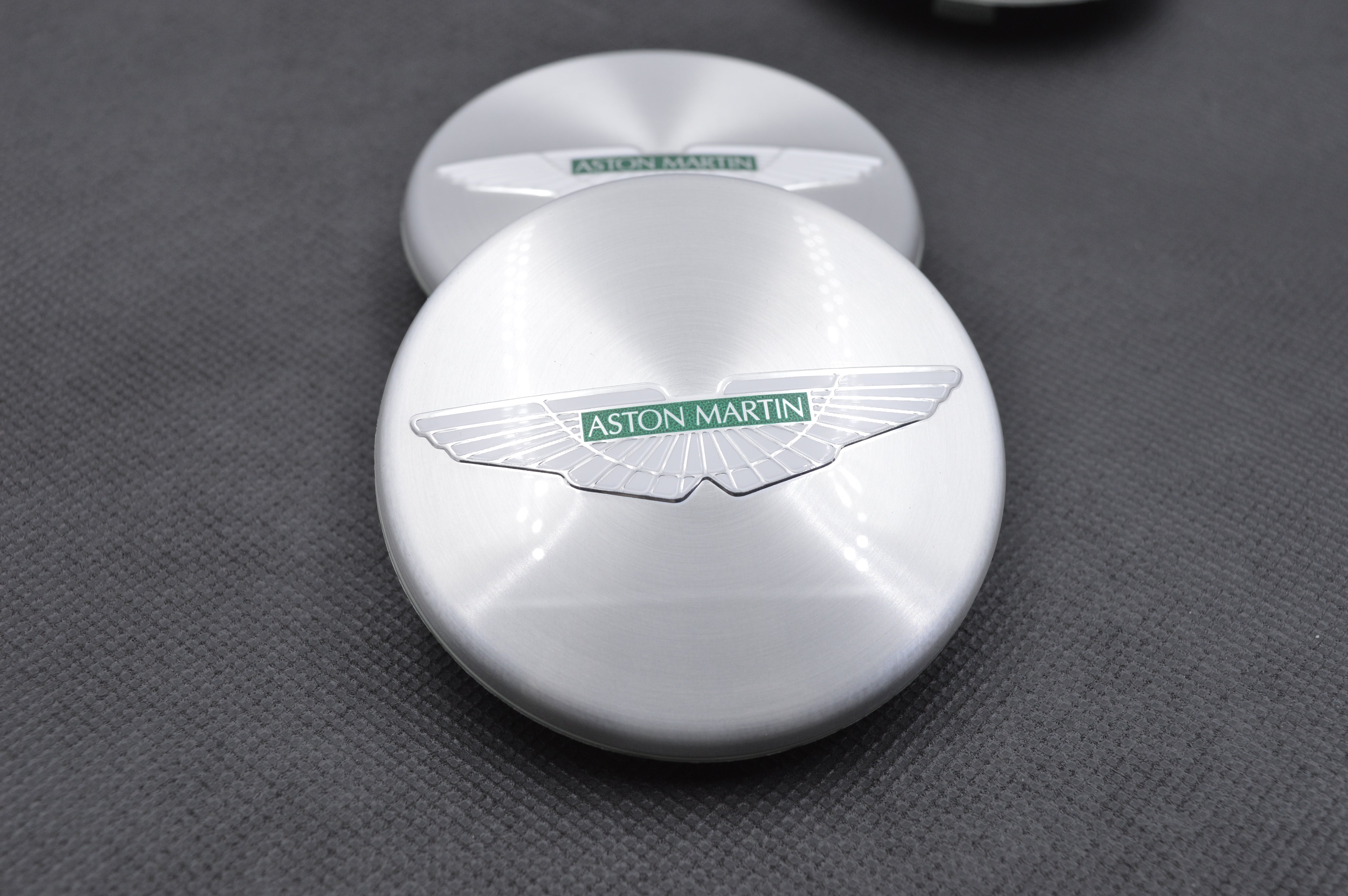 Genuine Aston Martin Wheel Centre cap 1 Piece 6G33-1A096-AA Factory