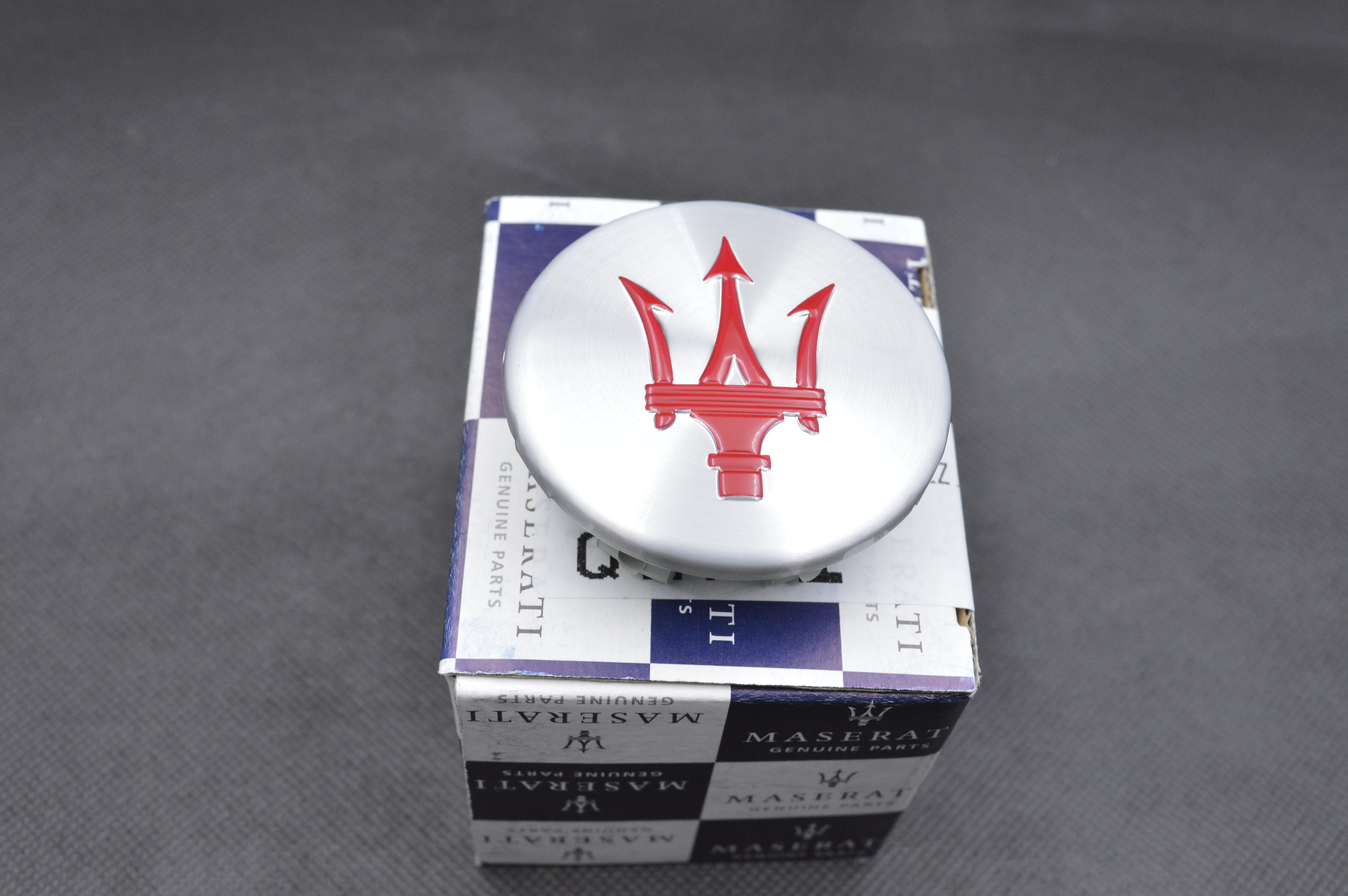 4X Genuine Maserati Granturismo Quattroporte Silver With Red Center Cap#82364606 Factory